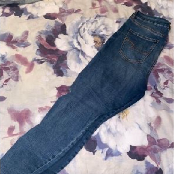 American Eagle Super Curvy High Rose Jegging - Picture 2 of 4